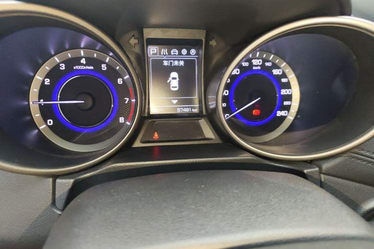 Used CHANGAN CS35 2017 1.6L Automatic Luxury Model Odometer Close Up
