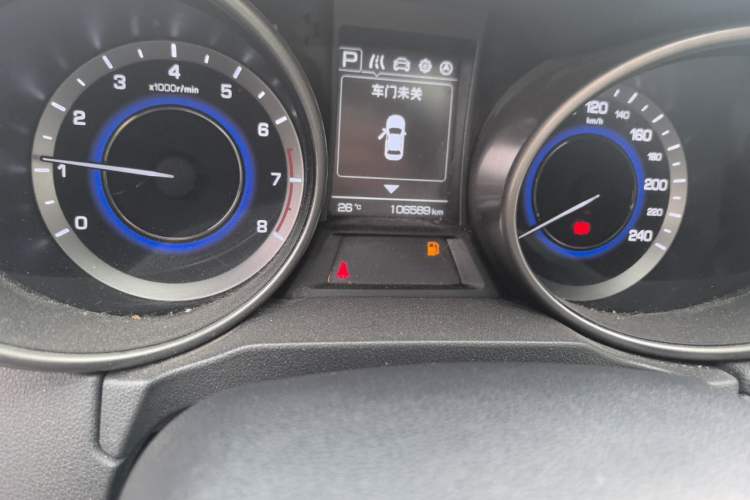 Used CHANGAN CS35 2017 1.6L Automatic Luxury Model Odometer Close Up