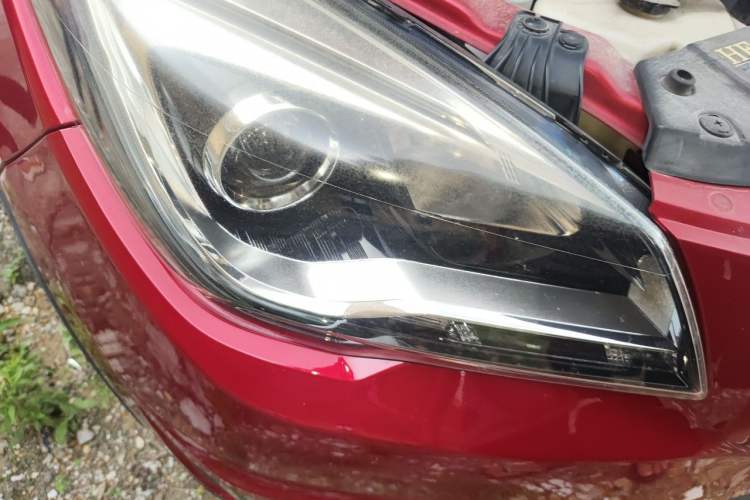 Used CHANGAN CS35 2017 1.6L Automatic Luxury Model Right Front Headlight