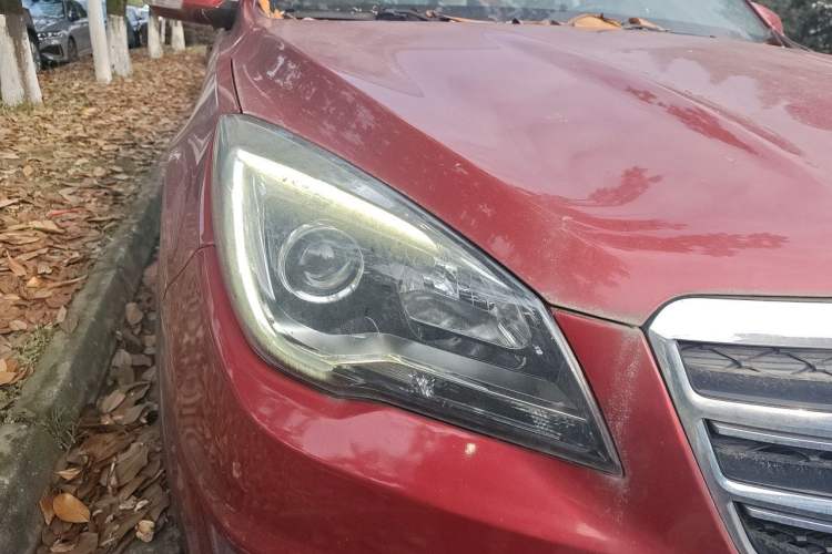 Used CHANGAN CS35 2017 1.6L Manual Luxury Model Right Front Headlight