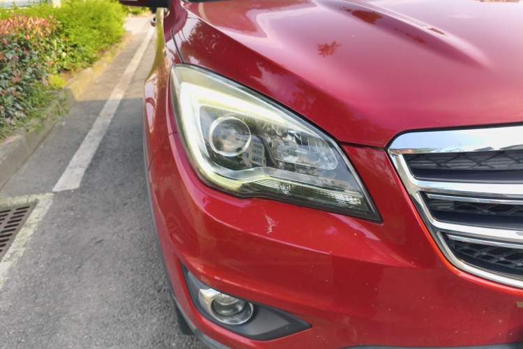 Used CHANGAN CS35 2017 1.6L Manual Luxury Model Right Front Headlight