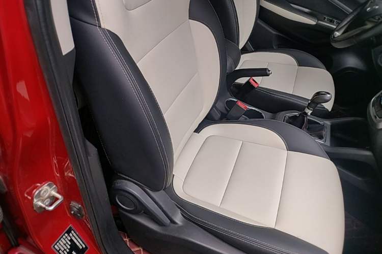 Used CHANGAN CS35 2017 1.6L Manual Luxury Model Right Front Seat