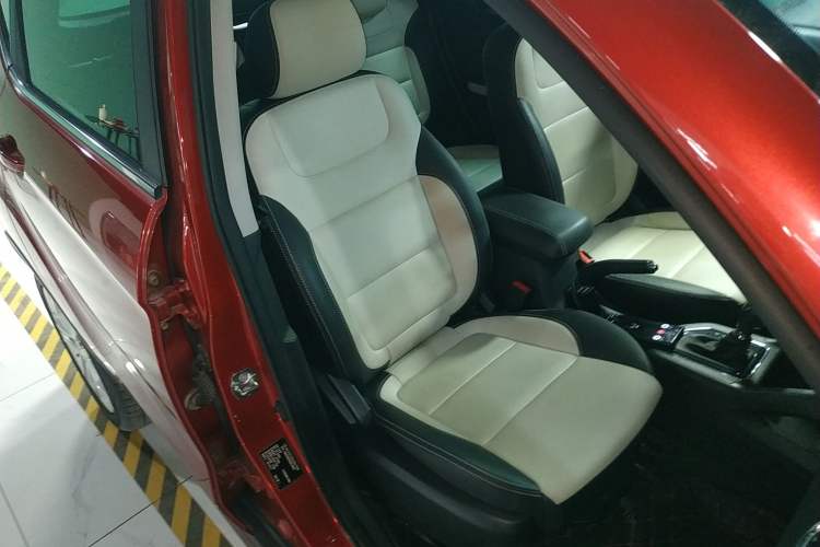 Used CHANGAN CS35 2017 1.6L Automatic Luxury Model Right Front Seat