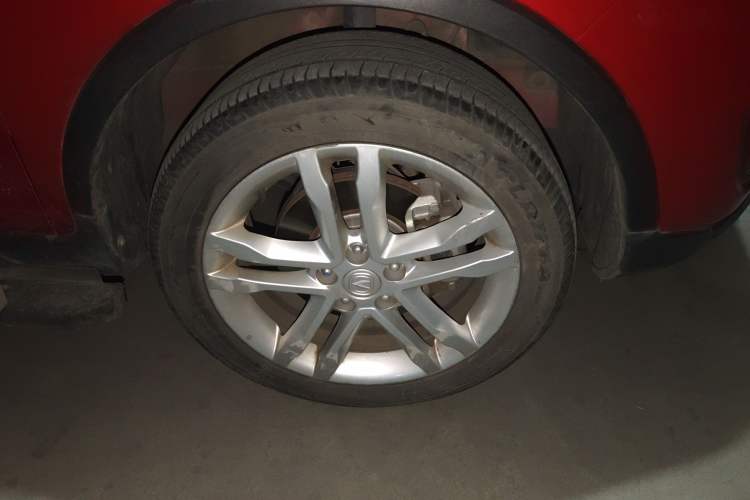 Used CHANGAN CS35 2017 1.6L Automatic Luxury Model Right Front Wheel Hub