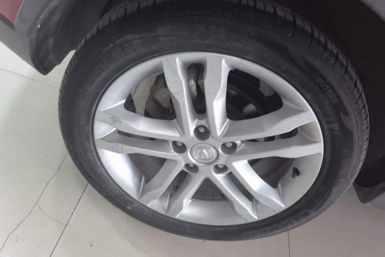Used CHANGAN CS35 2017 1.6L Automatic Luxury Model Right Rear Wheel Hub