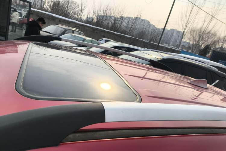 Used CHANGAN CS35 2017 1.6L Manual Luxury Model Roof