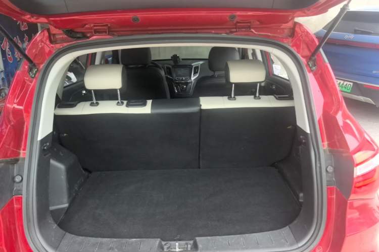 Used CHANGAN CS35 2017 1.6L Automatic Luxury Model Trunk