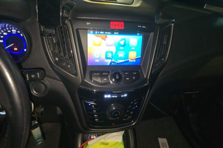 Used CHANGAN CS35 2017 1.6L Manual Luxury Model Audio And AC Panel
