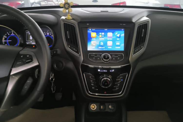 Used CHANGAN CS35 2017 1.6L Manual Luxury Model Audio And AC Panel