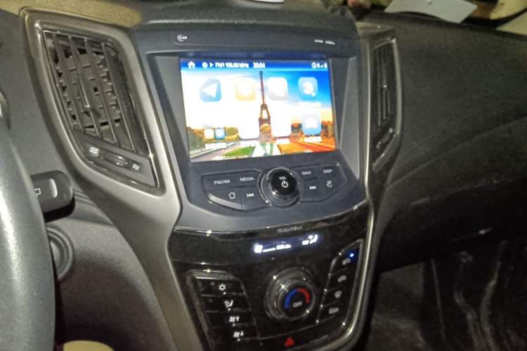 Used CHANGAN CS35 2017 1.6L Automatic Luxury Model Audio And AC Panel