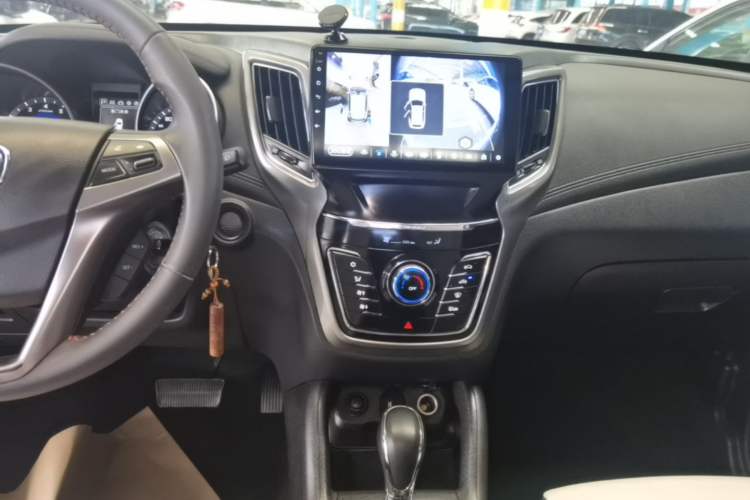 Used CHANGAN CS35 2017 1.6L Automatic Luxury Model Audio And AC Panel