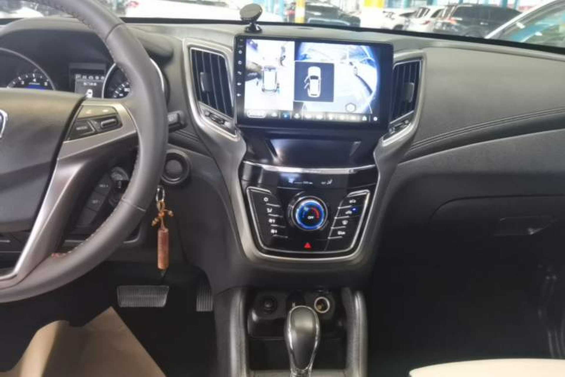 Used CHANGAN CS35 2017 1.6L Automatic Luxury Model Audio And AC Panel