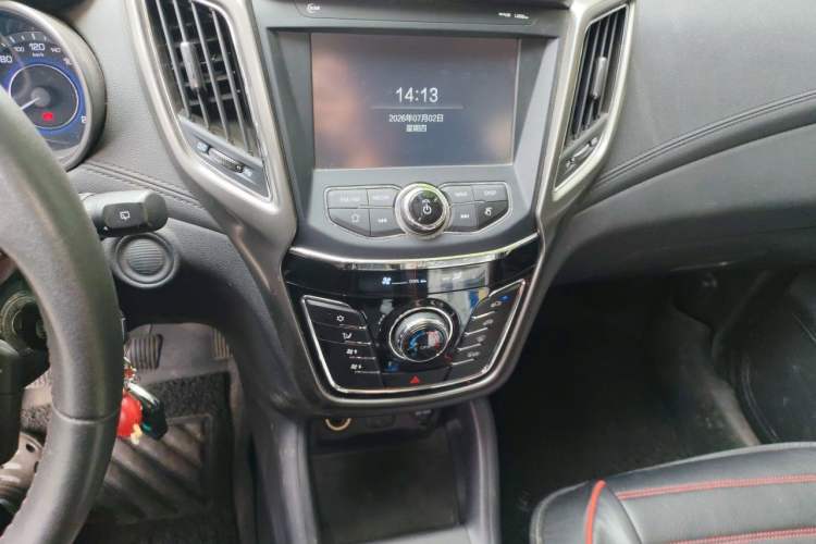 Used CHANGAN CS35 2017 1.6L Manual Luxury Model Audio And AC Panel