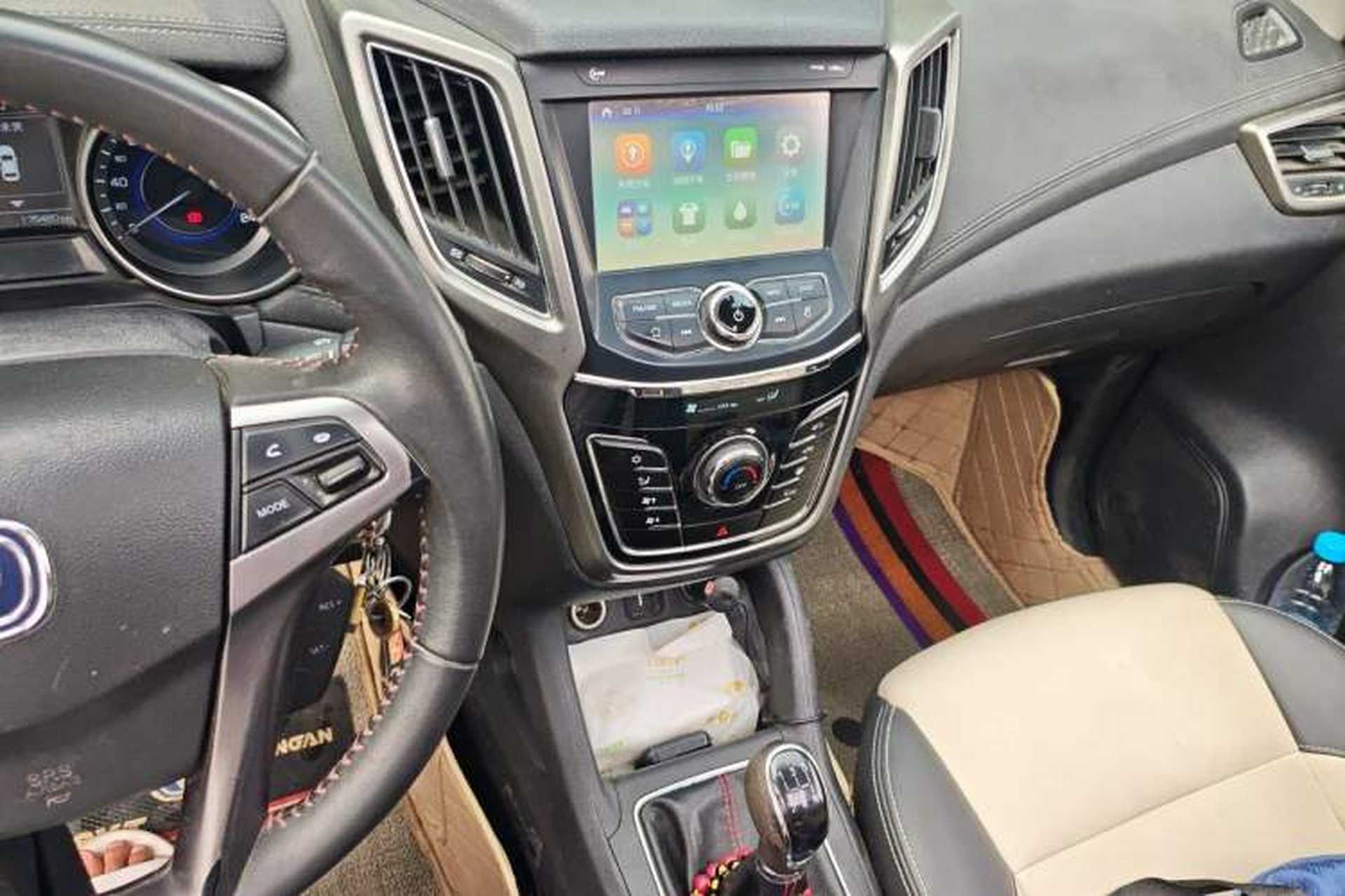 Used CHANGAN CS35 2017 1.6L Manual Luxury Model Audio And AC Panel