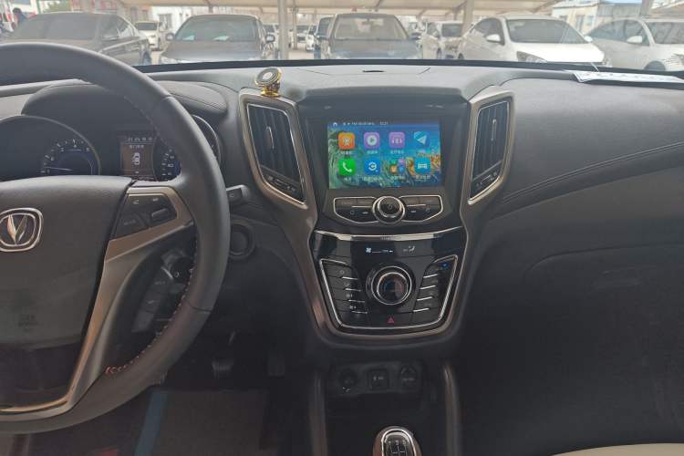 Used CHANGAN CS35 2017 1.6L Manual Luxury Model Audio And AC Panel