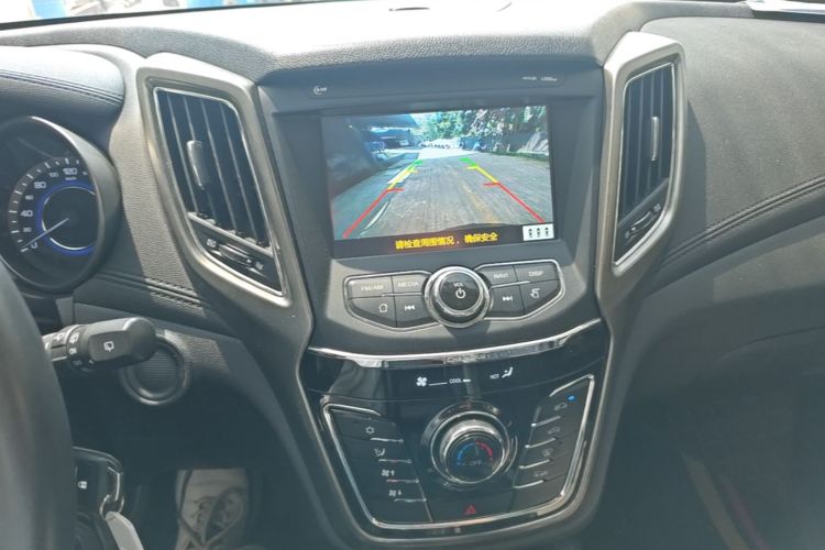 Used CHANGAN CS35 2017 1.6L Manual Luxury Model Audio And AC Panel