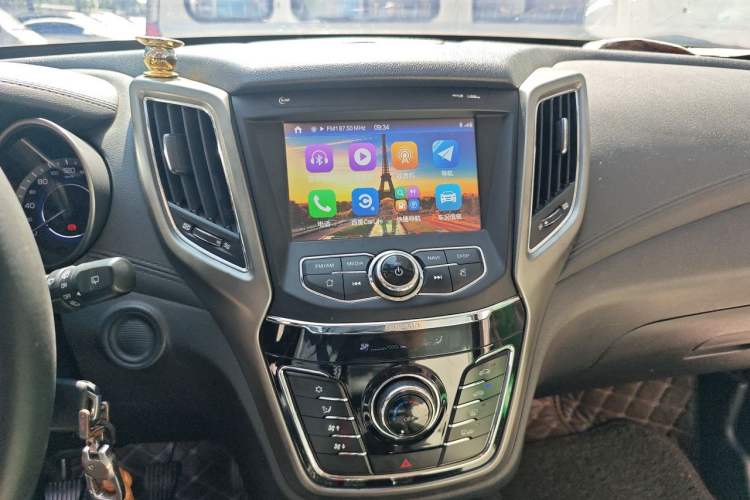 Used CHANGAN CS35 2017 1.6L Manual Luxury Model Audio And AC Panel