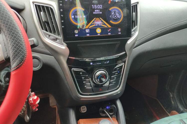 Used CHANGAN CS35 2017 1.6L Automatic Luxury Model Audio And AC Panel