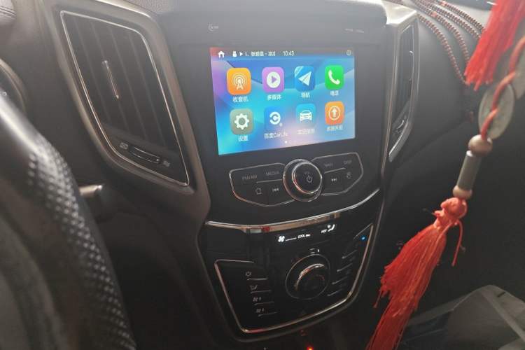 Used CHANGAN CS35 2017 1.6L Manual Luxury Model Audio And AC Panel