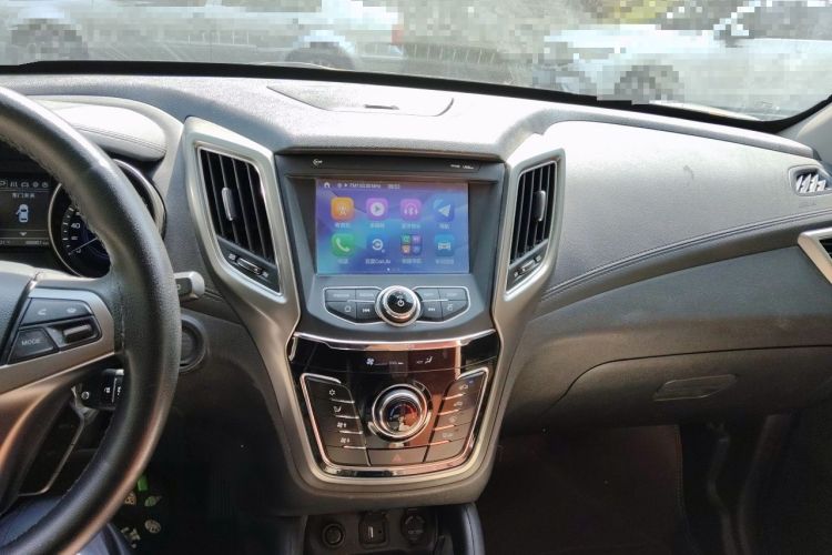 Used CHANGAN CS35 2017 1.6L Automatic Luxury Model Audio And AC Panel