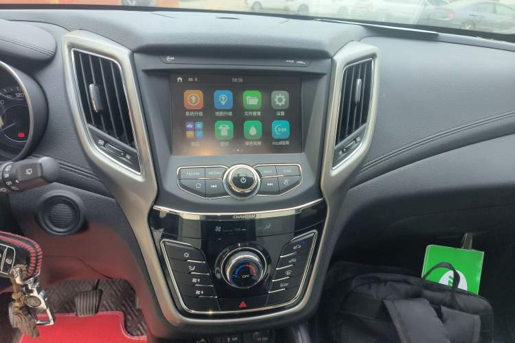 Used CHANGAN CS35 2017 1.6L Manual Luxury Model Audio And AC Panel