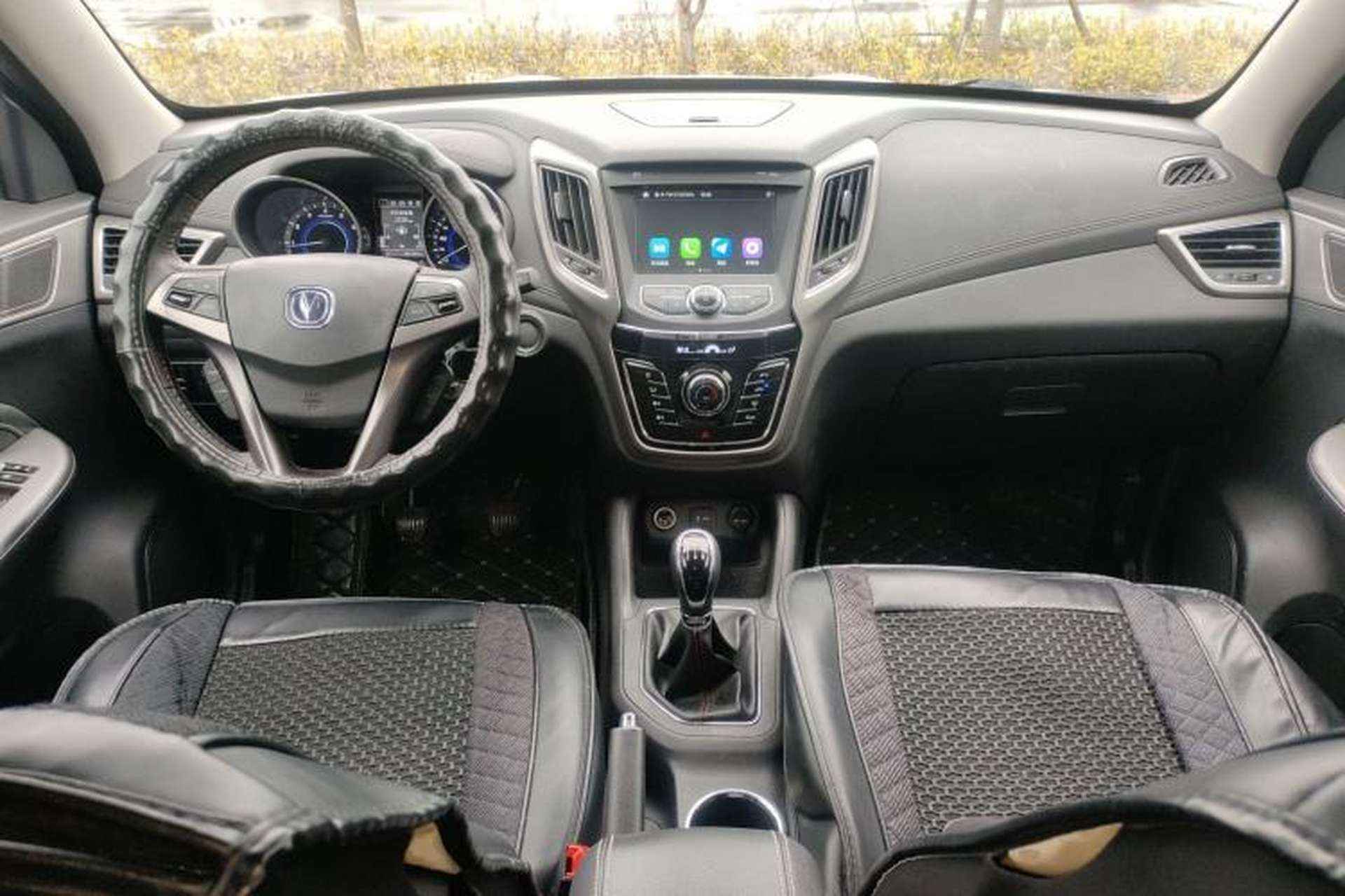 Used CHANGAN CS35 2017 1.6L Manual Luxury Model Center Console