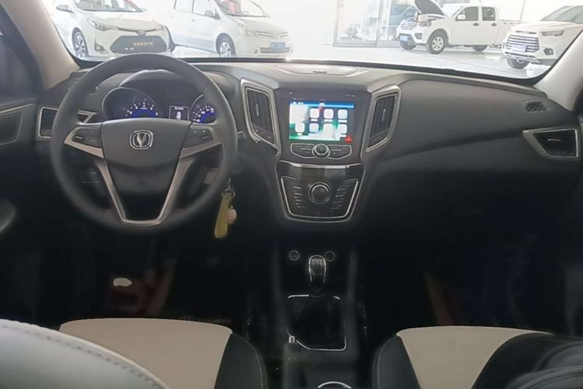 Used CHANGAN CS35 2017 1.6L Manual Luxury Model Center Console