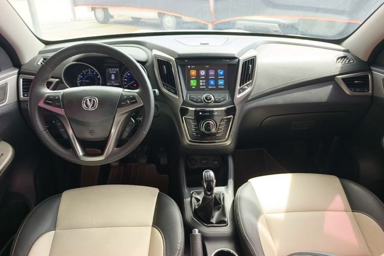 Used CHANGAN CS35 2017 1.6L Manual Luxury Model Center Console