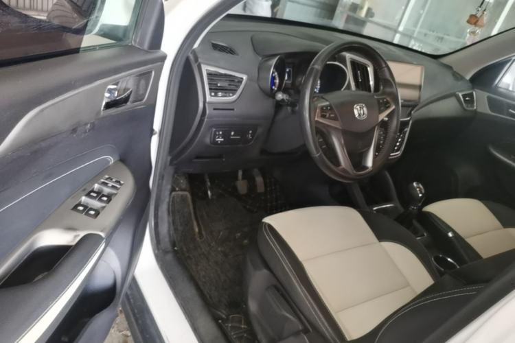 Used CHANGAN CS35 2017 1.6L Manual Luxury Model Driver Seat