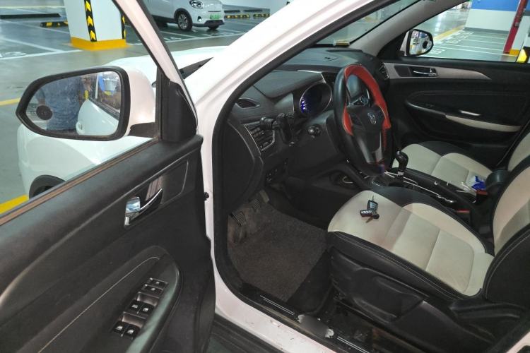 Used CHANGAN CS35 2017 1.6L Manual Luxury Model Driver Seat