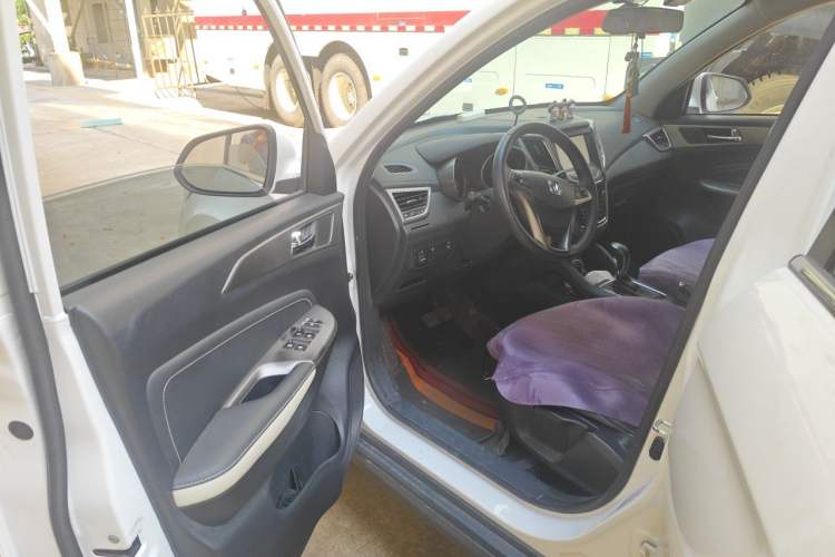 Used CHANGAN CS35 2017 1.6L Automatic Luxury Model Driver Seat