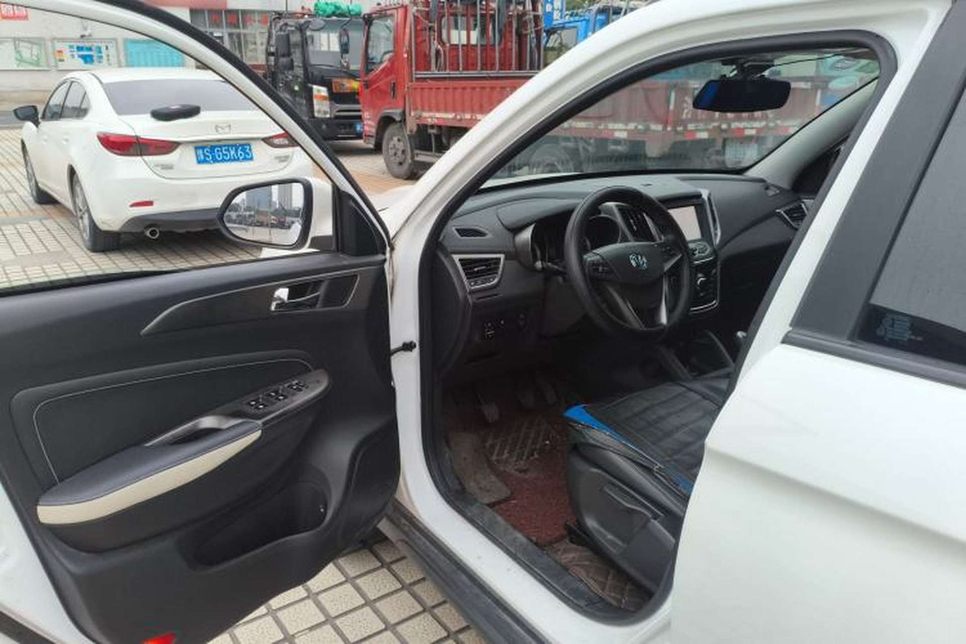 Used CHANGAN CS35 2017 1.6L Manual Luxury Model Driver Seat