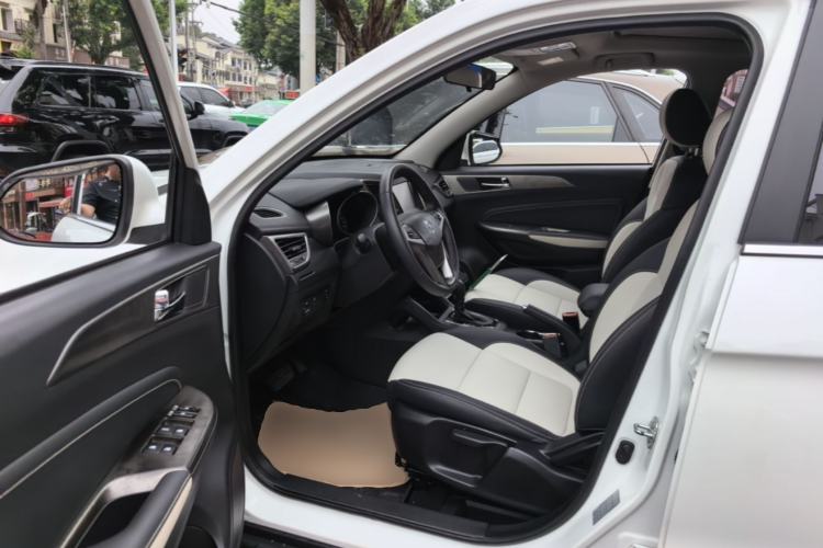 Used CHANGAN CS35 2017 1.6L Automatic Luxury Model Driver Seat