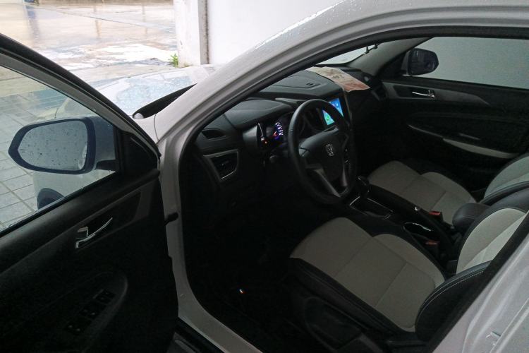 Used CHANGAN CS35 2017 1.6L Automatic Luxury Model Driver Seat
