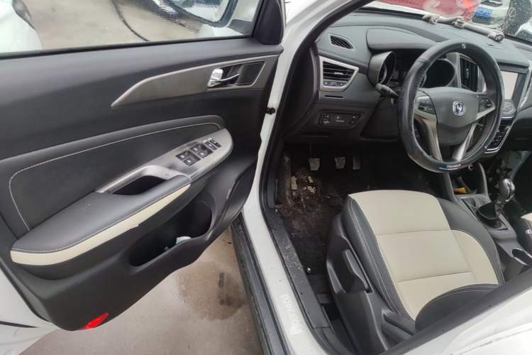 Used CHANGAN CS35 2017 1.6L Manual Luxury Model Driver Seat