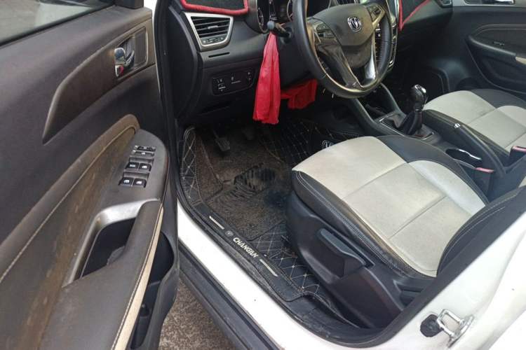 Used CHANGAN CS35 2017 1.6L Manual Luxury Model Driver Seat