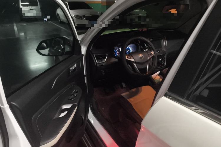 Used CHANGAN CS35 2017 1.6L Manual Luxury Model Driver Seat