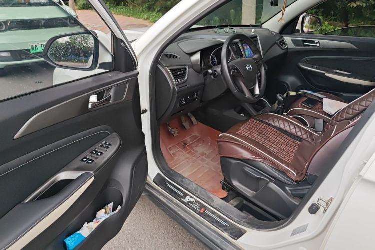Used CHANGAN CS35 2017 1.6L Manual Luxury Model Driver Seat