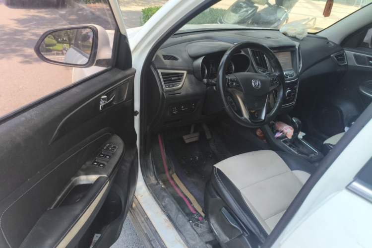 Used CHANGAN CS35 2017 1.6L Automatic Luxury Model Driver Seat