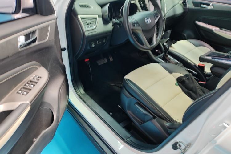 Used CHANGAN CS35 2017 1.6L Automatic Luxury Model Driver Seat