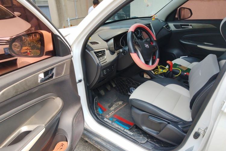 Used CHANGAN CS35 2017 1.6L Manual Luxury Model Driver Seat
