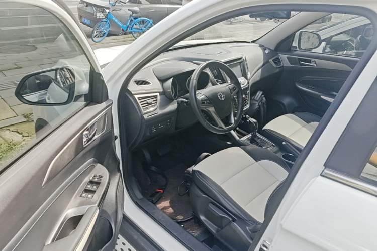 Used CHANGAN CS35 2017 1.6L Automatic Luxury Model Driver Seat