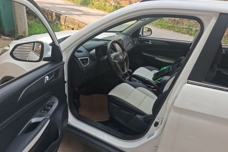 Used CHANGAN CS35 2017 1.6L Automatic Luxury Model Driver Seat