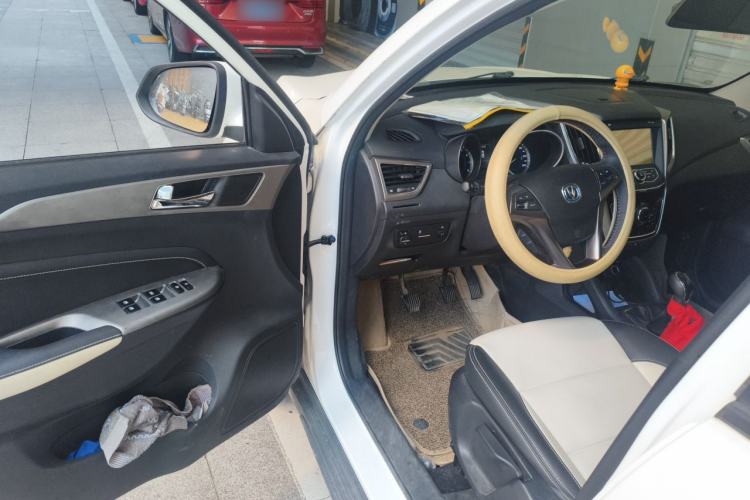 Used CHANGAN CS35 2017 1.6L Manual Luxury Model Driver Seat