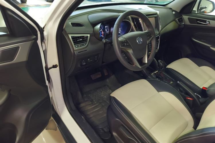 Used CHANGAN CS35 2017 1.6L Automatic Luxury Model Driver Seat