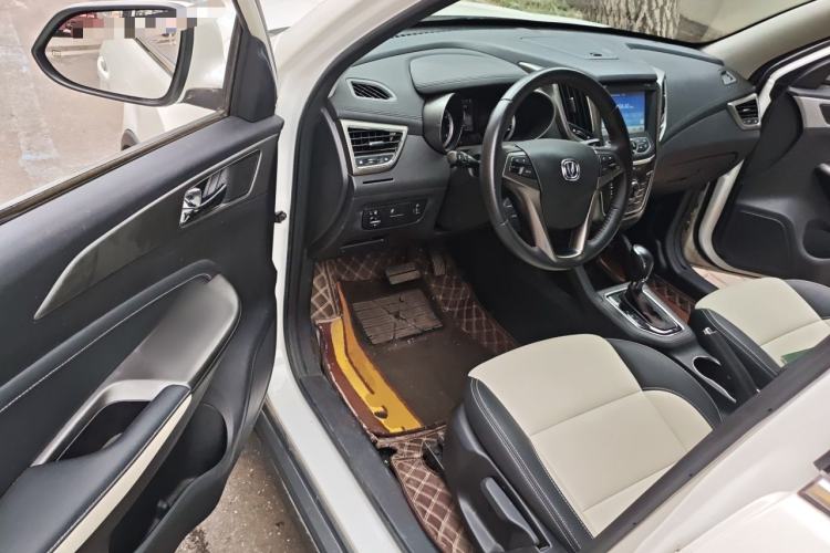 Used CHANGAN CS35 2017 1.6L Automatic Luxury Model Driver Seat