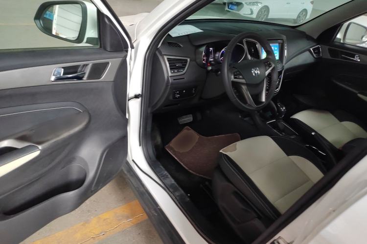 Used CHANGAN CS35 2017 1.6L Automatic Luxury Model Driver Seat