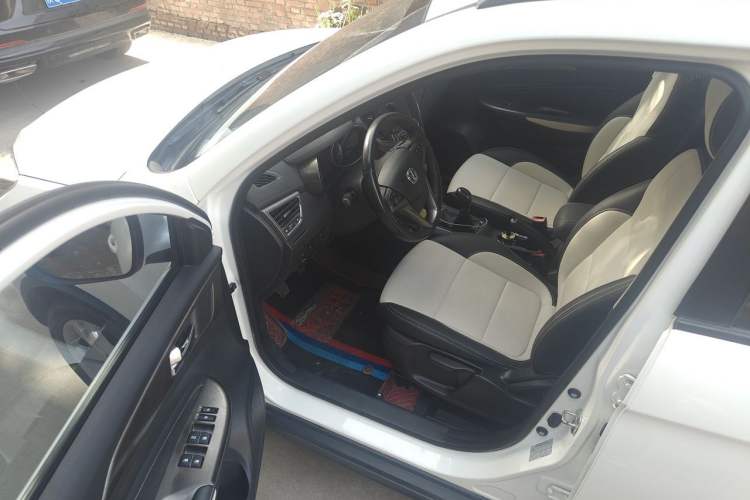 Used CHANGAN CS35 2017 1.6L Manual Luxury Model Driver Seat