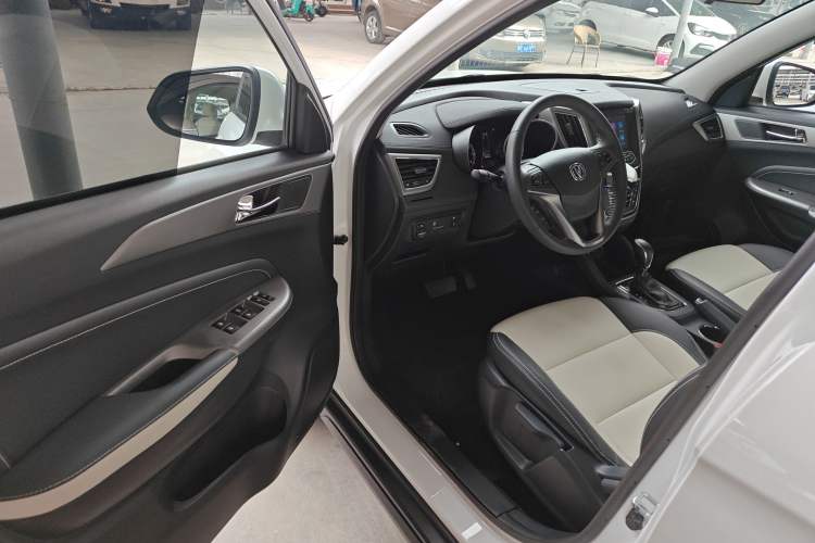 Used CHANGAN CS35 2017 1.6L Automatic Luxury Model Driver Seat