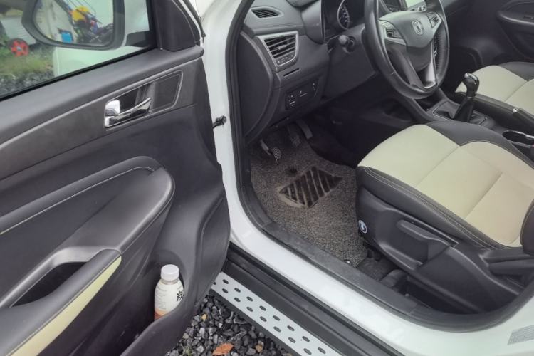 Used CHANGAN CS35 2017 1.6L Manual Luxury Model Driver Seat